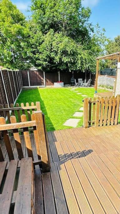 ノッティンガム Stunning 3 Bed House Sleeps6ヴィラ エクステリア 写真